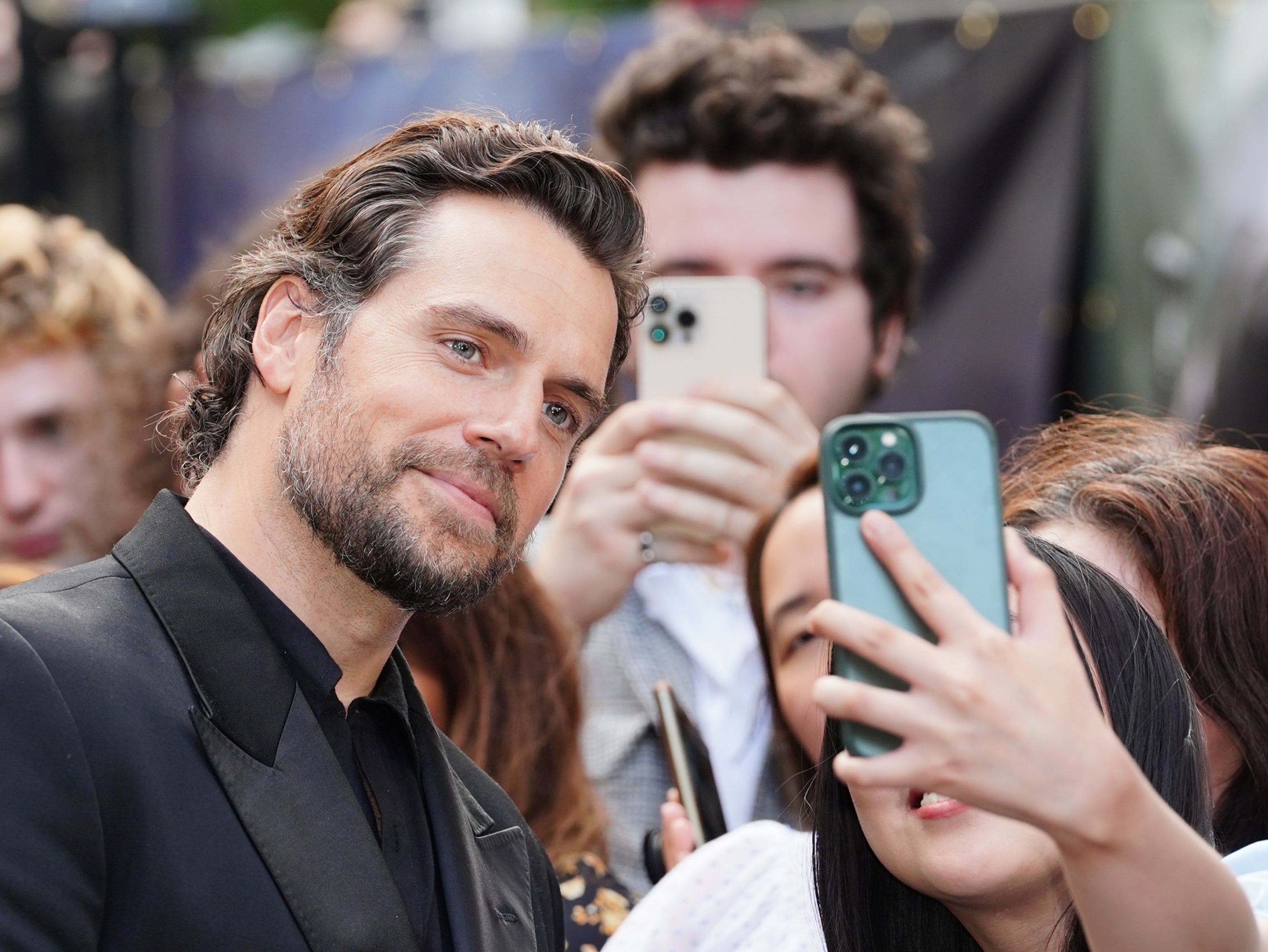 Henry Cavill : pourriez-vous capturer le cœur de ce Taureau magnétique ?
