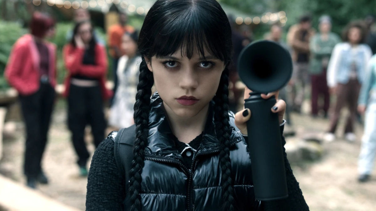 Jenna Ortega, une Balance magnétique qui ensorcelle Hollywood